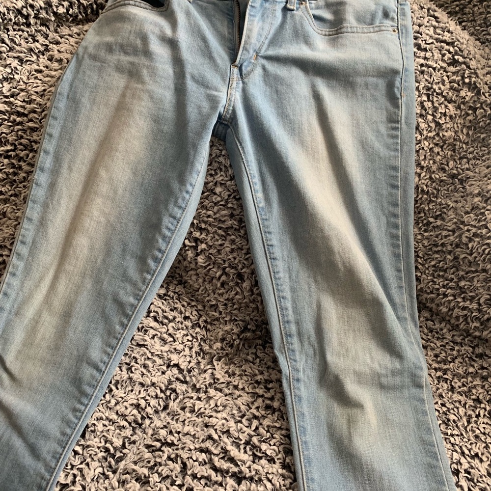 Light Wash Skinny Jeans View 4